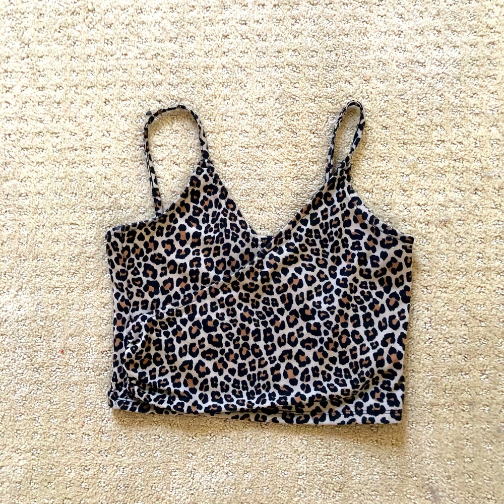 Leopard cropped tank top